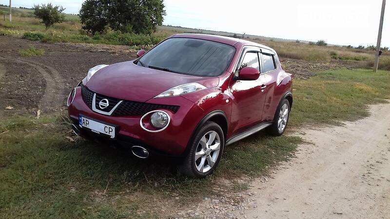 Nissan Juke jeep