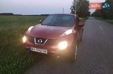 Внедорожник / Кроссовер Nissan Juke 2013 в Киеве