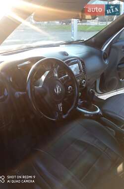 Внедорожник / Кроссовер Nissan Juke 2011 в 