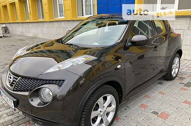 Внедорожник / Кроссовер Nissan Juke 2012 в 