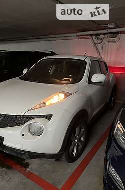 Внедорожник / Кроссовер Nissan Juke 2013 в Каменском