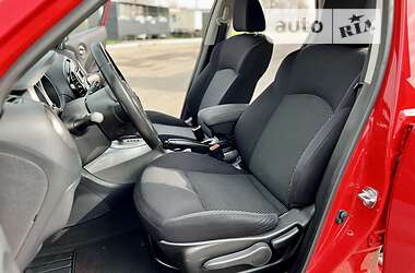 Внедорожник / Кроссовер Nissan Juke 2018 в 