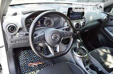 Позашляховик / Кросовер Nissan Juke 2022 в 