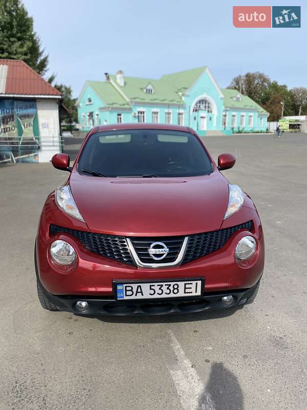 Внедорожник / Кроссовер Nissan Juke 2012 в Гайвороне
