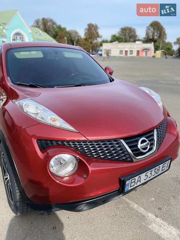 Внедорожник / Кроссовер Nissan Juke 2012 в Гайвороне
