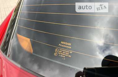 Внедорожник / Кроссовер Nissan Juke 2013 в 