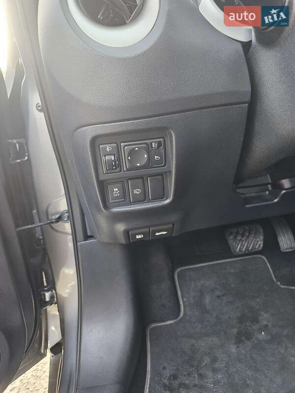 Внедорожник / Кроссовер Nissan Juke 2012 в Черновцах