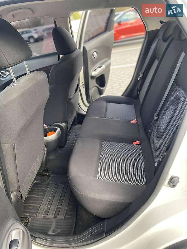 Позашляховик / Кросовер Nissan Juke 2018 в Івано-Франківську