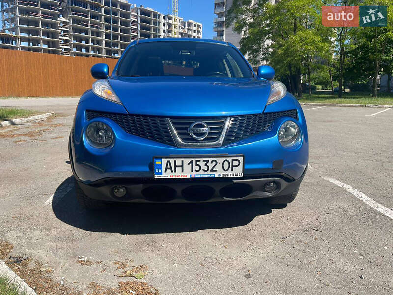 Внедорожник / Кроссовер Nissan Juke 2012 в Каменском