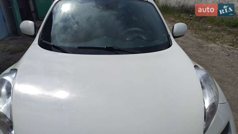 Позашляховик / Кросовер Nissan Juke 2011 в Новомосковську фото 13 Позашляховик / Кросовер Nissan Juke 2011 в Новомосковську