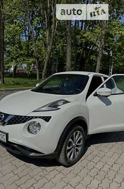 Внедорожник / Кроссовер Nissan Juke 2014 в 