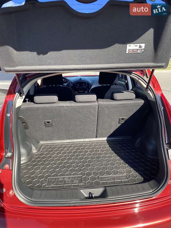 Внедорожник / Кроссовер Nissan Juke 2012 в Лозовой