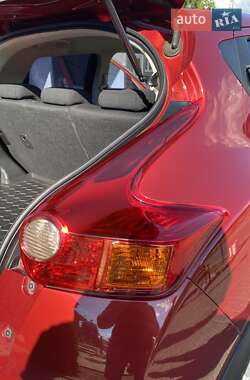 Позашляховик / Кросовер Nissan Juke 2012 в Лозовій