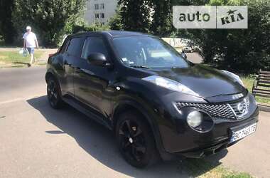 Позашляховик / Кросовер Nissan Juke 2010 в Києві