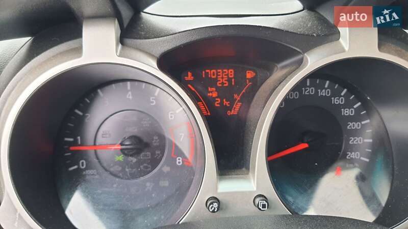 Позашляховик / Кросовер Nissan Juke 2012 в Кривому Розі