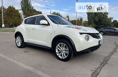 Внедорожник / Кроссовер Nissan Juke 2013 в Запорожье