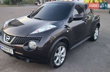 Позашляховик / Кросовер Nissan Juke 2010 в 