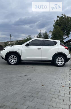 Позашляховик / Кросовер Nissan Juke 2013 в Житомирі