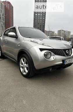 Позашляховик / Кросовер Nissan Juke 2012 в Мостиській