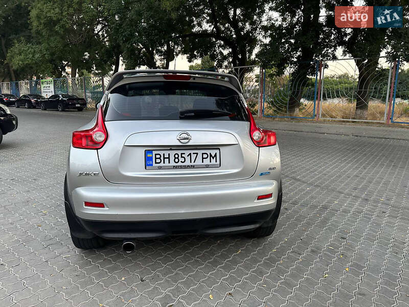 Позашляховик / Кросовер Nissan Juke 2012 в Одесі