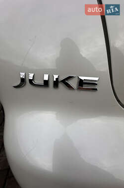 Внедорожник / Кроссовер Nissan Juke 2018 в 