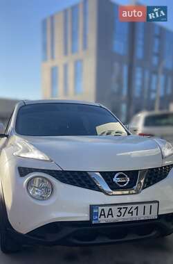 Внедорожник / Кроссовер Nissan Juke 2019 в Буче