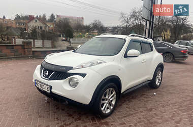 Позашляховик / Кросовер Nissan Juke 2010 в Рівному