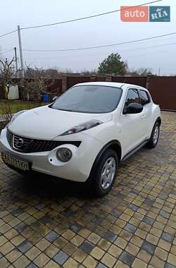 Внедорожник / Кроссовер Nissan Juke 2013 в 