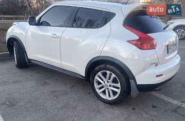 Внедорожник / Кроссовер Nissan Juke 2013 в 