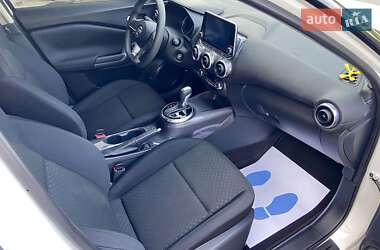 Внедорожник / Кроссовер Nissan Juke 2021 в 