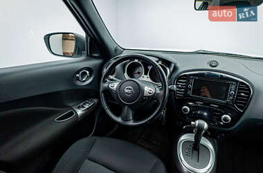 Позашляховик / Кросовер Nissan Juke 2016 в 