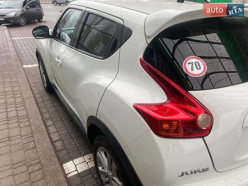 Позашляховик / Кросовер Nissan Juke 2011 в Києві