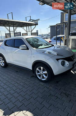 Внедорожник / Кроссовер Nissan Juke 2012 в Черновцах