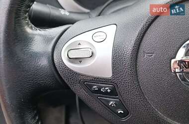Внедорожник / Кроссовер Nissan Juke 2014 в 