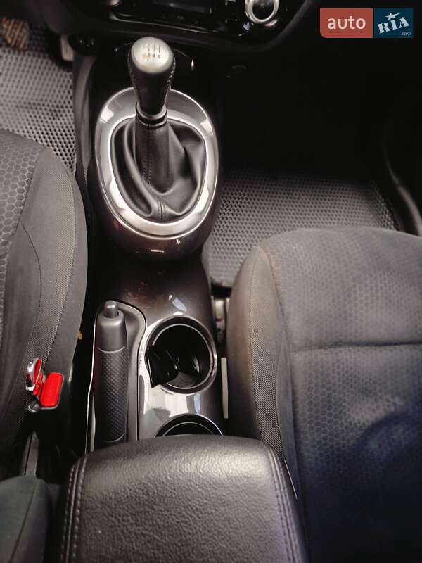 Внедорожник / Кроссовер Nissan Juke 2013 в Черновцах