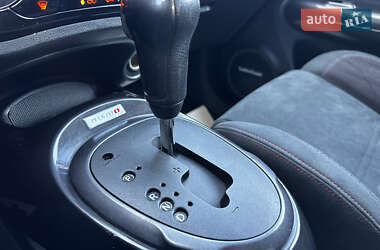 Внедорожник / Кроссовер Nissan Juke 2013 в 