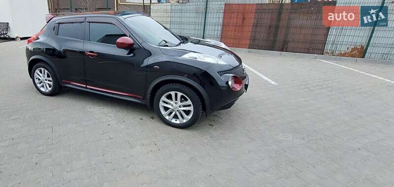 Внедорожник / Кроссовер Nissan Juke 2011 в Одессе