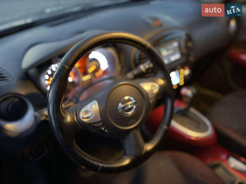 Внедорожник / Кроссовер Nissan Juke 2011 в Киеве