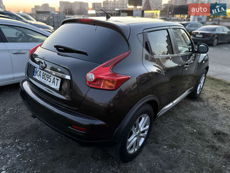 Внедорожник / Кроссовер Nissan Juke 2011 в Киеве