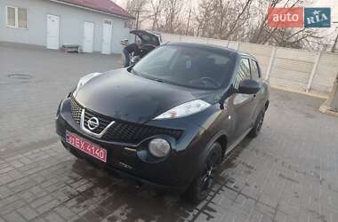 Внедорожник / Кроссовер Nissan Juke 2011 в 