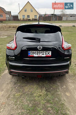 Позашляховик / Кросовер Nissan Juke 2015 в 