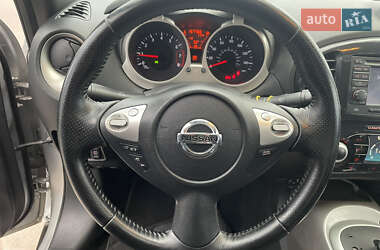 Внедорожник / Кроссовер Nissan Juke 2011 в 