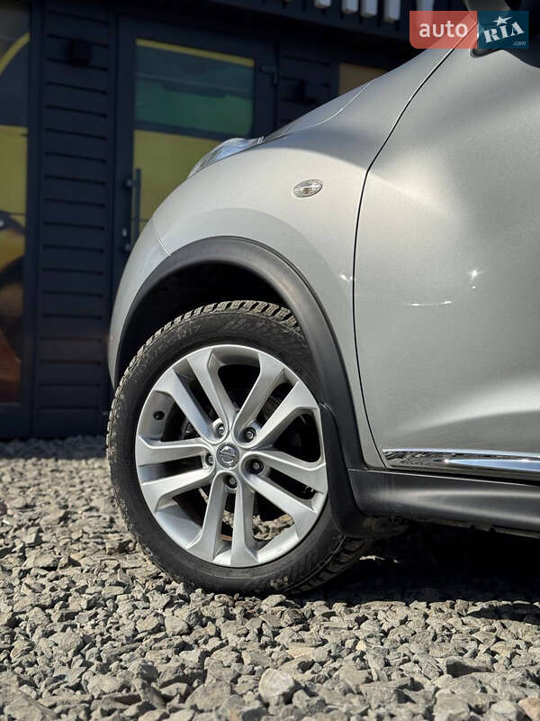 Внедорожник / Кроссовер Nissan Juke 2011 в Стрые