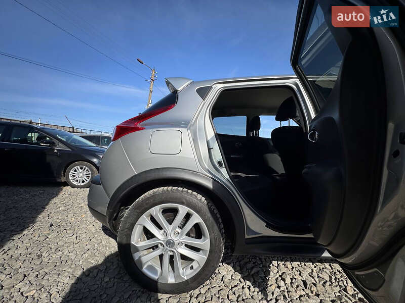 Внедорожник / Кроссовер Nissan Juke 2011 в Стрые