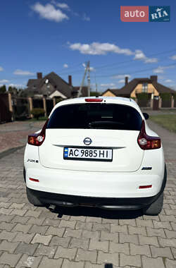 Внедорожник / Кроссовер Nissan Juke 2010 в 