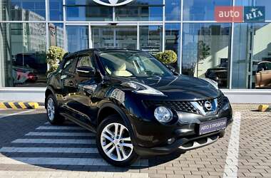 Внедорожник / Кроссовер Nissan Juke 2017 в 