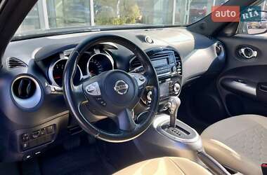 Внедорожник / Кроссовер Nissan Juke 2017 в 
