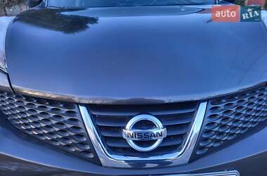 Внедорожник / Кроссовер Nissan Juke 2011 в 