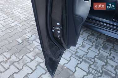 Внедорожник / Кроссовер Nissan Juke 2011 в 