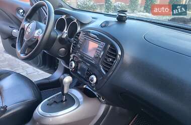 Внедорожник / Кроссовер Nissan Juke 2011 в 